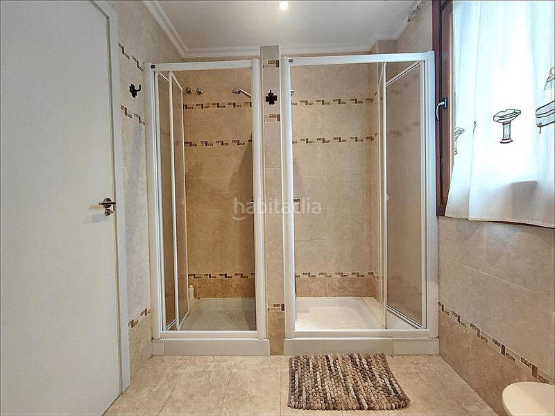 Foto e064296d-030d-4cbd-b145-e7fa4b0da397. Casa amb aparcament a Dorrón Sanxenxo