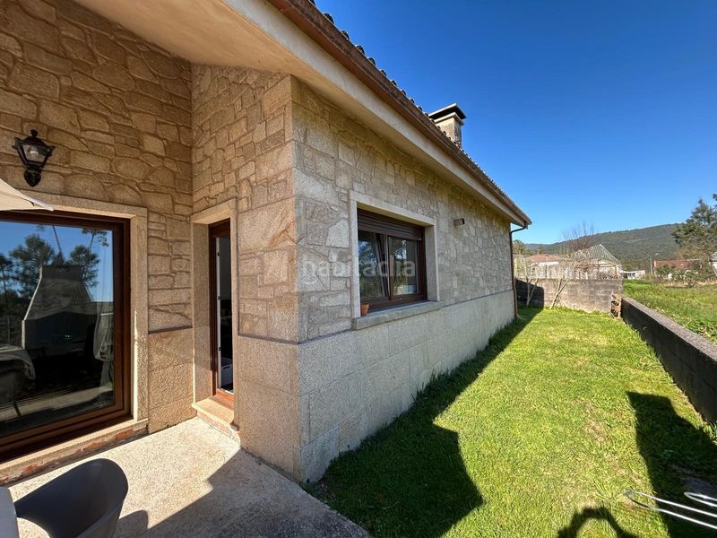 Foto ac59fd24-2607-4f2a-a263-744fa29e4b99. Casa a Boiro
