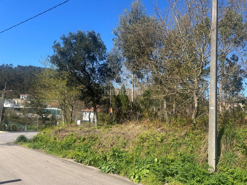 Foto 43c15193-18c4-4d57-9f78-a09656f20f72. Terreny residencial a Boiro