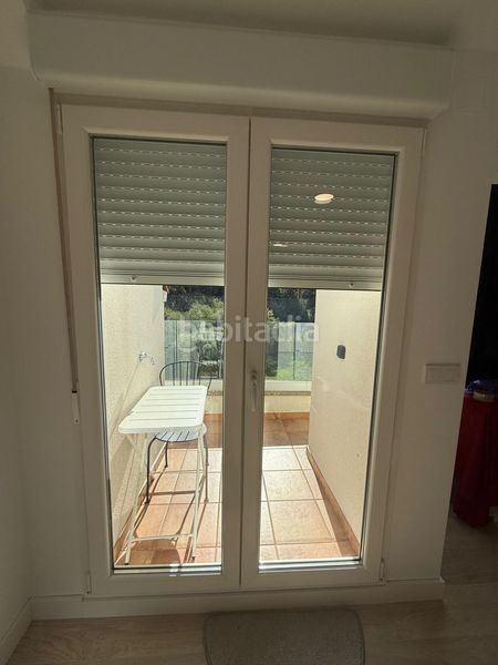 Foto bc1c46b3-2bbf-484c-8d9e-e196571c3916. Lloguer àtic amb aparcament a Boiro