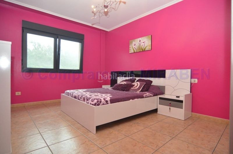 Foto 00a99269-d6a3-4d0c-8bbb-20272e95b298. Rent flat with heating parking in Boiro