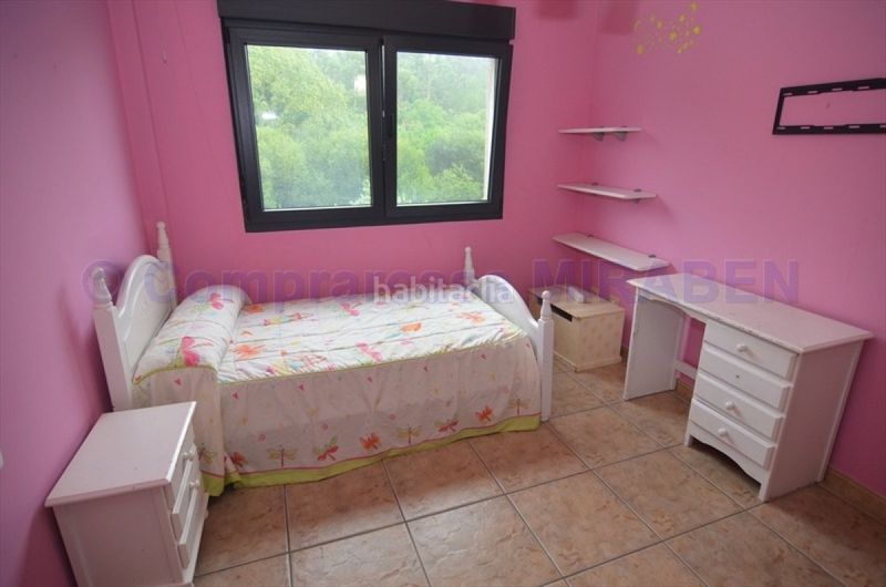 Foto 4cea7ad1-0dcf-411a-aecc-aa0777622a52. Rent flat with heating parking in Boiro