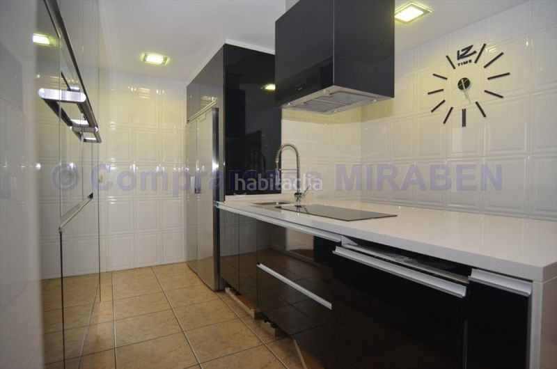 Foto b0c6ecc6-2735-425e-9bb8-510c8b6d2dcd. Rent flat with heating parking in Boiro