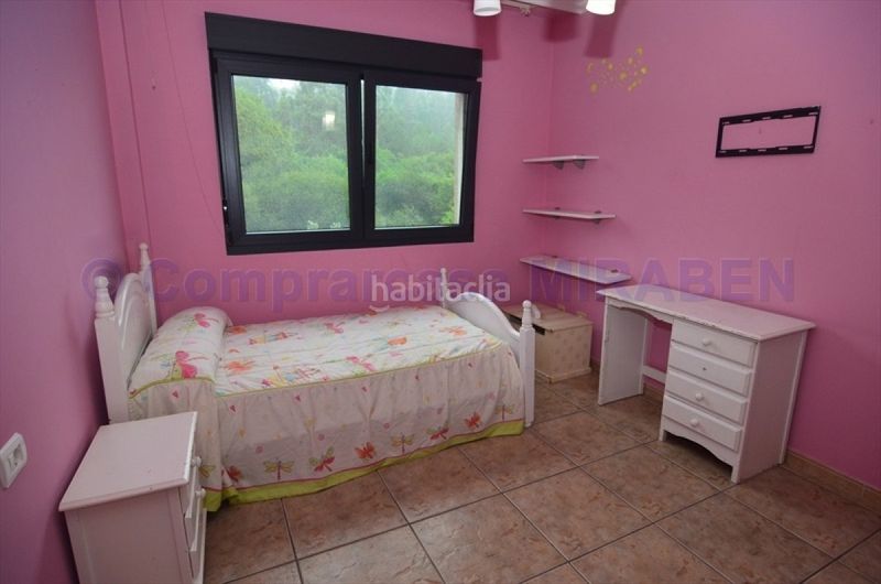 Foto e5df48fa-cf8b-45fc-b7d3-a33bc9d2cdda. Rent flat with heating parking in Boiro