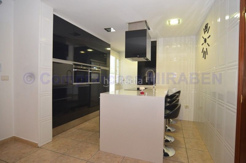 Foto fa445a4f-c5e5-4811-98b1-159806d4fa6b. Rent flat with heating parking in Boiro