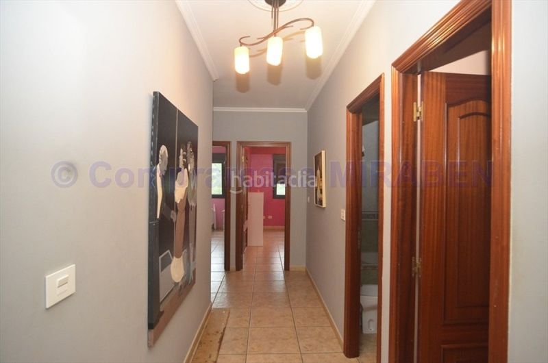 Foto fb0a6dc4-17e2-400a-8460-24e0683080a7. Rent flat with heating parking in Boiro