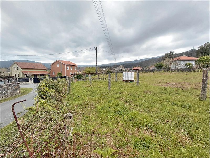 Foto ef11f7f3-e194-41dd-a0c4-fd124c5a4a1b. Terreny residencial a Catoira
