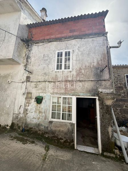 Foto b2102d4d-e20e-43cd-9735-739d89603f39. Casa  con gran potencial a reformar 55.000 en Rianxo