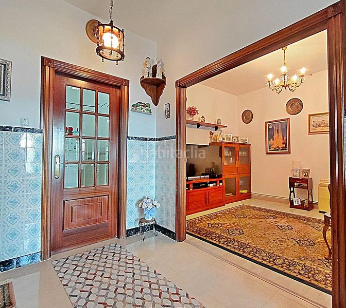 Foto 0480476c-55a9-42bf-8190-6219a28b648d. Casa  con vistas al mar en a illa de arousa 5 dormitorios y jardín privado en Illa de Arousa (A)