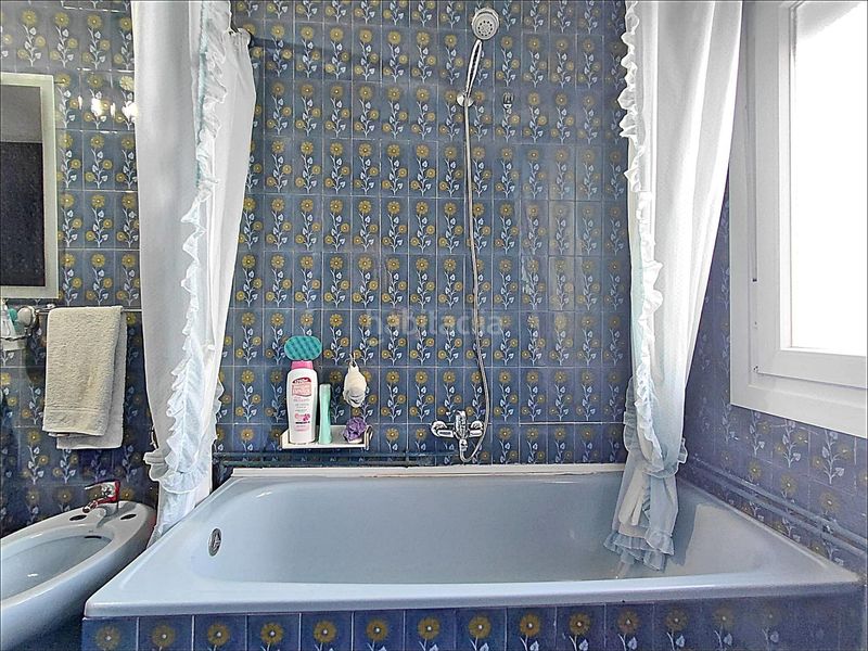 Foto 076f7b35-87f6-46ea-840e-819dc38ae050. Casa  con vistas al mar en a illa de arousa 5 dormitorios y jardín privado en Illa de Arousa (A)