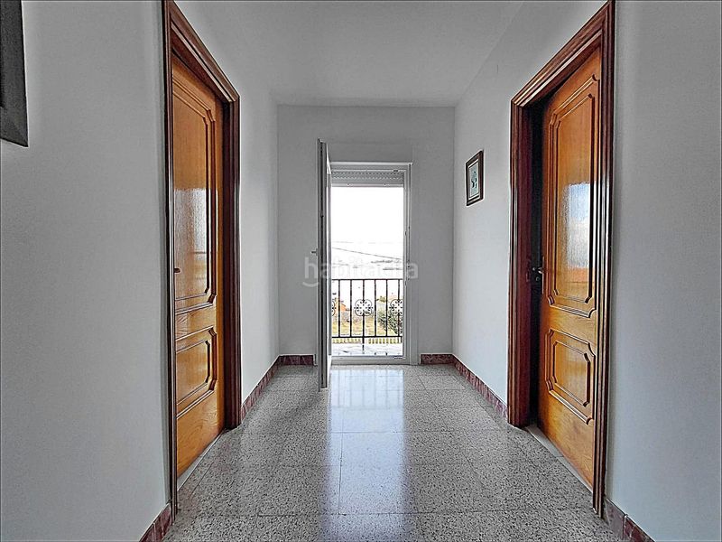 Foto a383aa05-0375-4623-8628-128e1b090101. Casa  con vistas al mar en a illa de arousa 5 dormitorios y jardín privado en Illa de Arousa (A)
