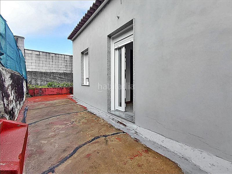 Foto a4caf43b-627e-4b9a-95ad-0686ebdcb059. Casa  con vistas al mar en a illa de arousa 5 dormitorios y jardín privado en Illa de Arousa (A)