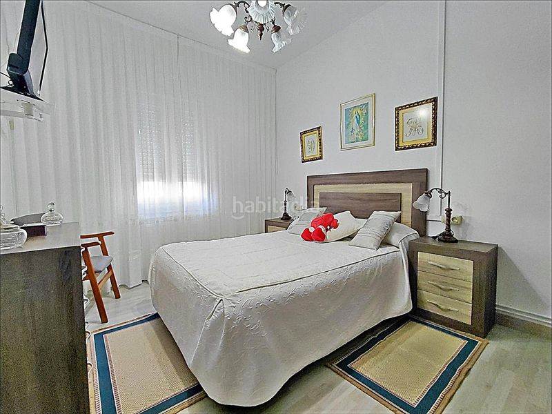 Foto a6f0aeb5-ae4b-467d-93fa-b0c67df6b134. Casa  con vistas al mar en a illa de arousa 5 dormitorios y jardín privado en Illa de Arousa (A)