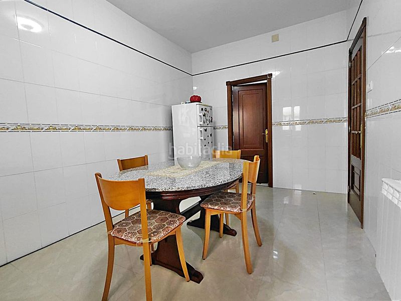 Foto d6834460-1af9-4e99-b233-963e46a97d11. Casa  con vistas al mar en a illa de arousa 5 dormitorios y jardín privado en Illa de Arousa (A)