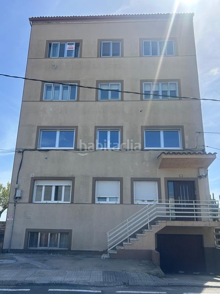 Foto 86ec6e73-3863-4b69-941f-14e480455d25. Piso  con vistas al mar en Castiñeiras a 30 metros de la playa en Ribeira