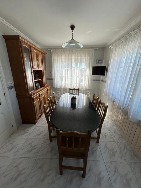 Foto 844ffca2-2196-4daf-a932-60f6240d8f89. Casa amb aparcament a Boiro