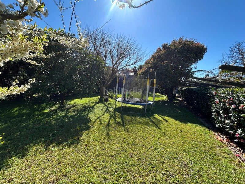 Foto be83909d-b24f-4872-9e84-463a1c61a053. Casa amb aparcament a Boiro