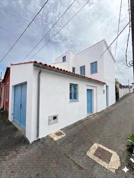 Foto 17bdef18-3d4c-4f4b-a224-82e3dbd93166. Casa a Pobra do Caramiñal (A)