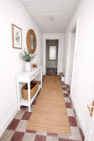 Foto dfc1d769-c7ba-4e79-b1f0-8e2f3b2d1cb8. Casa a Pobra do Caramiñal (A)