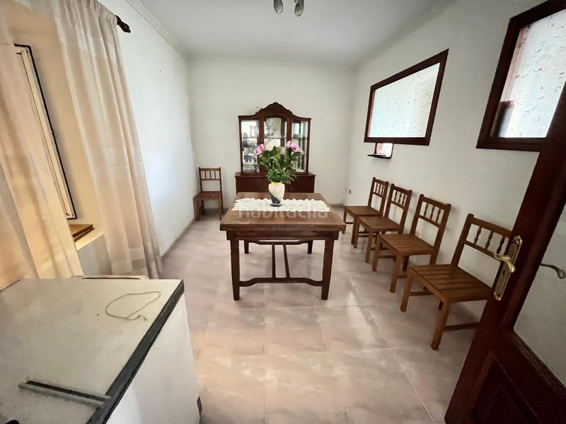 Foto ea41619e-3ab1-4f89-b5f4-4578a1dfab20. Casa a Boiro