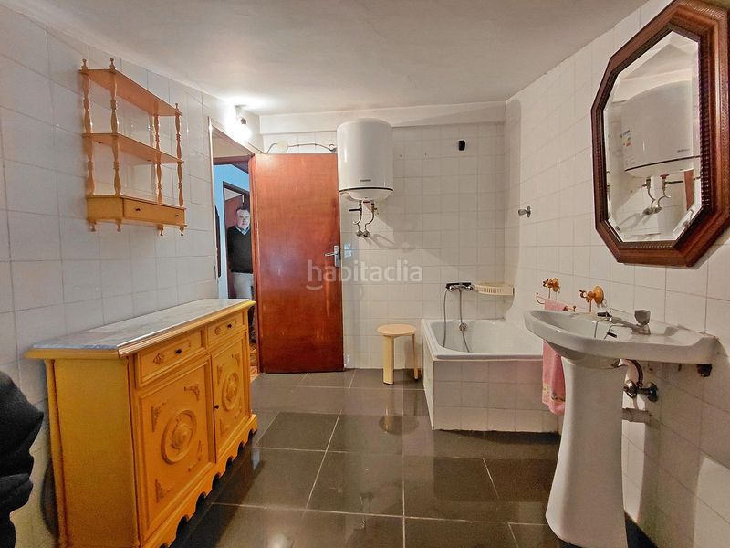 Foto 08c65e4f-bd52-4283-b95e-423fb0c39423. Casa amb calefacció aparcament a Ribadumia