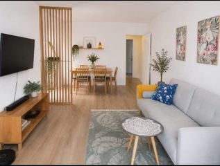 Appartamento  Avenida avenida juan carlos i. Se vende piso en vilanova de arousa  3 dormitorios, 2 baños y as