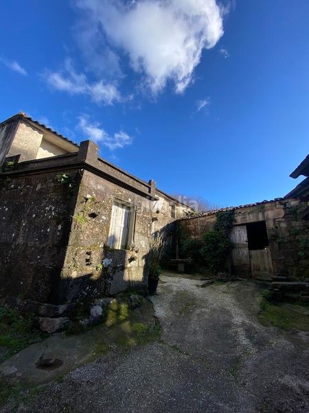 Foto 38b1d8d3-f6c9-45b9-a7f1-3a3846a49424. Masia a Irixo (O)