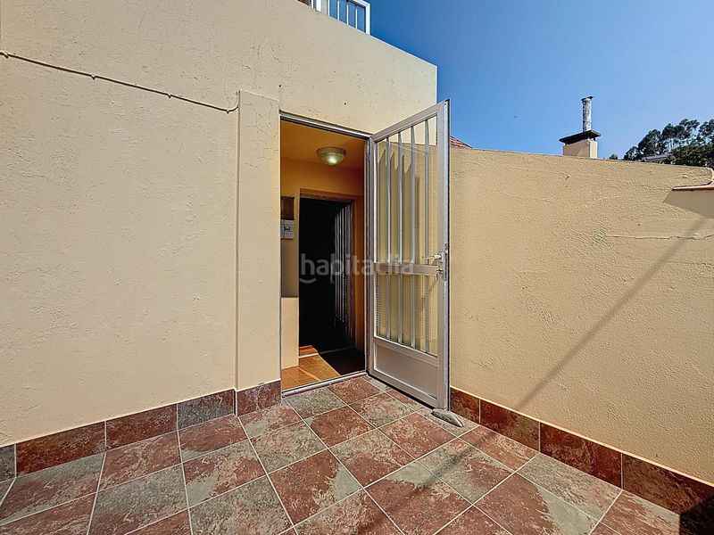 Foto 1c9a3c8a-aac1-4f96-9c2c-408c035731e3. Casa amb calefacció a Sanxenxo pueblo Sanxenxo