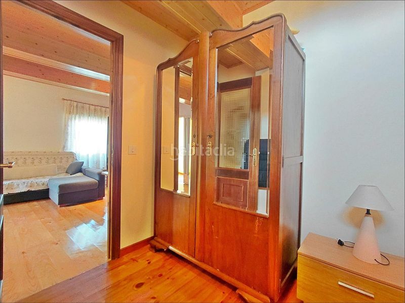 Foto adaa9f26-83c8-4e2b-841e-f85057a0957c. Casa amb calefacció a Sanxenxo pueblo Sanxenxo