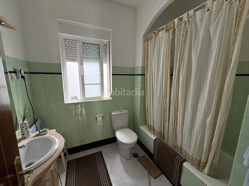 Foto b3d27e71-5461-4c3f-898b-8009bfc4021b. Casa amb aparcament a Pobra do Caramiñal (A)
