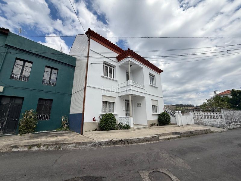 Foto d609c200-69fc-4cfb-a480-be70e21ea149. Casa amb aparcament a Pobra do Caramiñal (A)