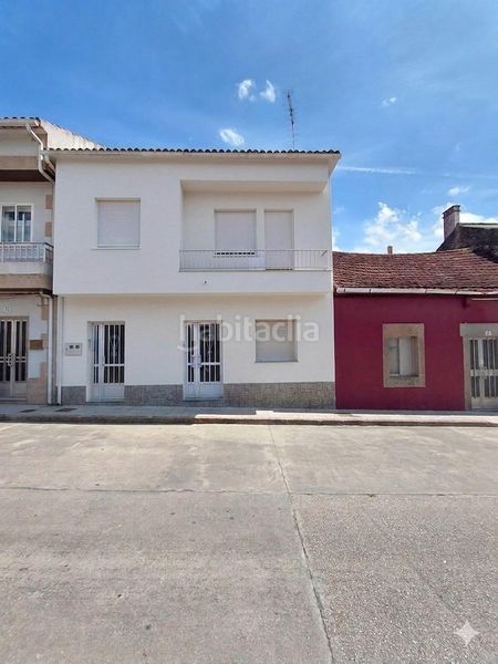 Foto 5aa0bef6-b104-47af-b894-d30fa3784b32. Casa amb calefacció aparcament a O Carril Vilagarcía de Arousa