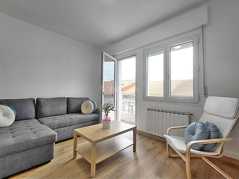 Foto c17a80e1-8071-4581-83ec-c32da9ef93c5. Casa amb calefacció aparcament a O Carril Vilagarcía de Arousa