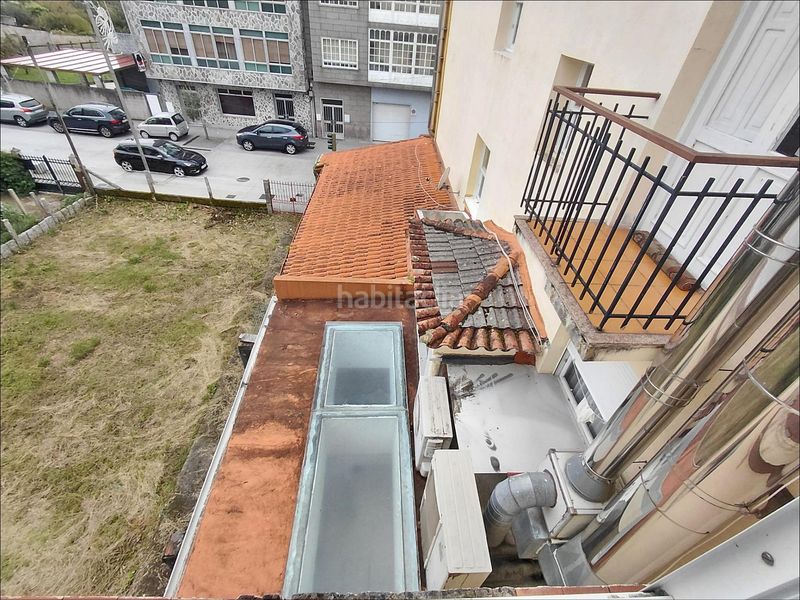 Foto 10f9cb31-b6cb-41d9-a45d-33501d9bb7dc. Edificio in Cuntis