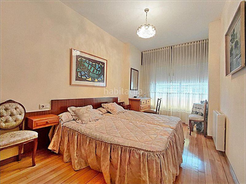 Foto 43336be6-e2ea-49d0-b023-b5cb2803e572. Edificio in Cuntis