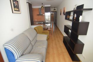 Apartment in Calle pesqueira 26 42. Estupendo apartamento  todo el año  puerto deportivo a 50m