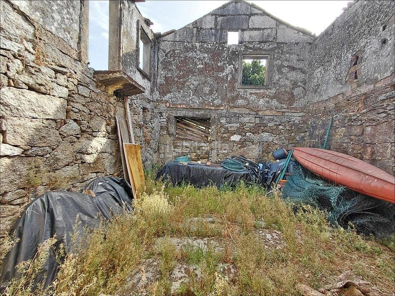 Foto bb79f2d6-a7ee-4f16-bf0d-9f0813536f18. Casa amb aparcament a Cea Vilagarcía de Arousa