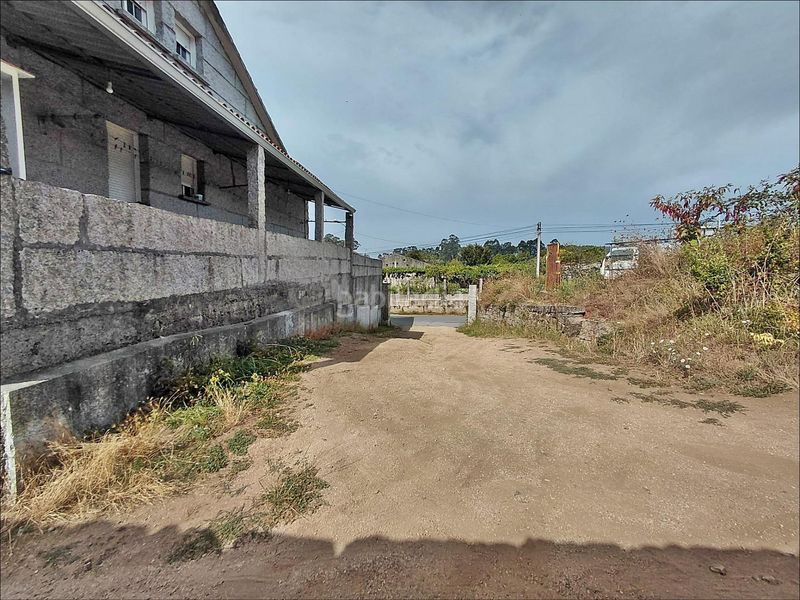 Foto d681e6bc-2230-44b4-986e-21153667c6be. Casa amb aparcament a Cea Vilagarcía de Arousa