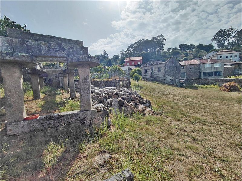 Foto ed1e3b0b-de04-4c86-80c9-25ea4ed47b6e. Casa amb aparcament a Cea Vilagarcía de Arousa