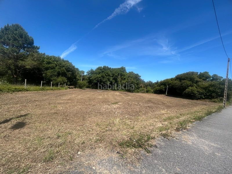 Foto b6575aa9-0b48-4377-804c-6a2db22d45d5. Terreny residencial a Olveira Ribeira