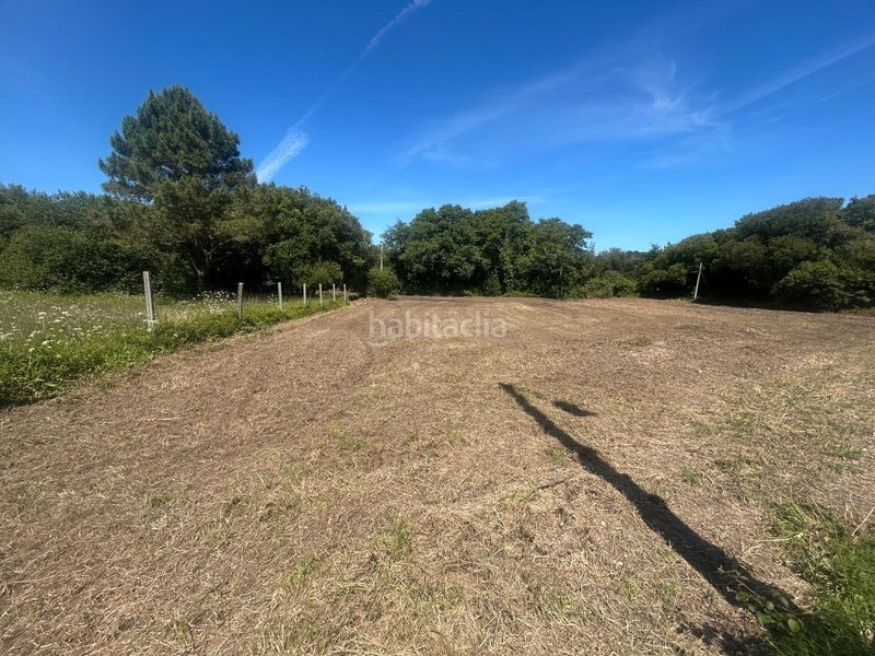 Foto bcc47a45-e2f6-479f-8f90-3d02b3cf22c4. Terreny residencial a Olveira Ribeira