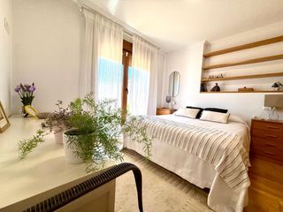 Appartement à Grove (O). Amplio piso seminuevo en o grove con terraza y vistas