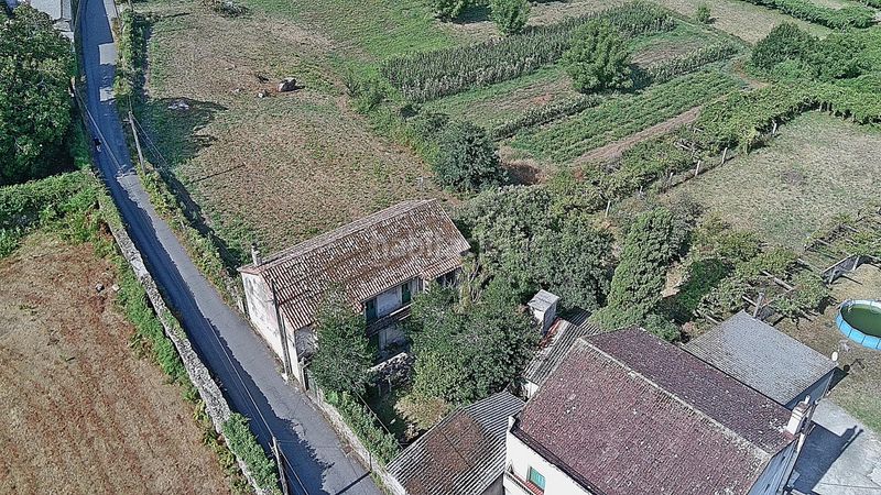 Foto ca48c061-a1c7-4bfd-9b75-596695639717. Casa amb aparcament a Sobradelo Vilagarcía de Arousa