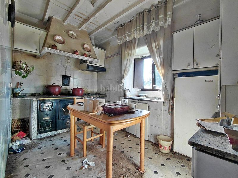 Foto dac5c3d2-e721-4b2f-a04a-d43033460a85. Casa amb aparcament a Sobradelo Vilagarcía de Arousa