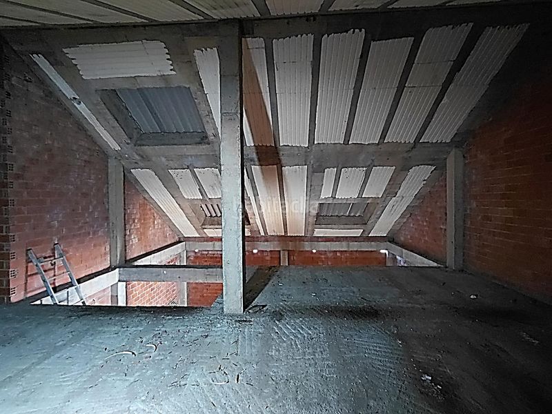 Foto 1f2bbcad-58d5-4467-b9bd-acd0bdacec38. Casa amb aparcament a Catoira