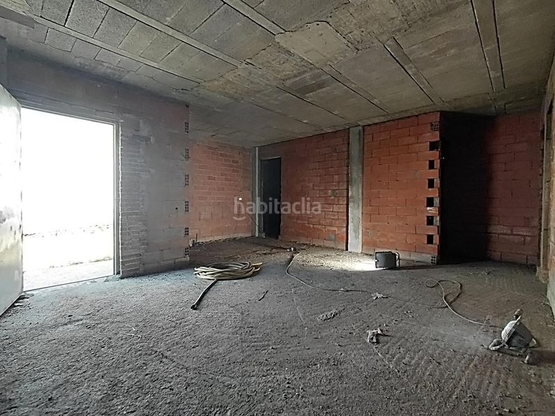 Foto b915f89e-4910-4774-9888-368e6a49326a. Casa amb aparcament a Catoira