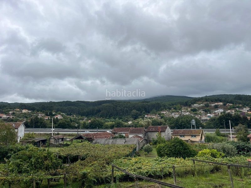 Foto bf51a639-f6f6-4822-8292-2d92b9da362f. Casa amb aparcament a Meis
