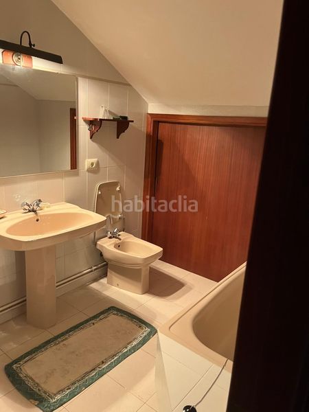 Foto f6477f5a-ec74-4280-b3f6-85f8e98d1ae6. Xalet a Grove (O)