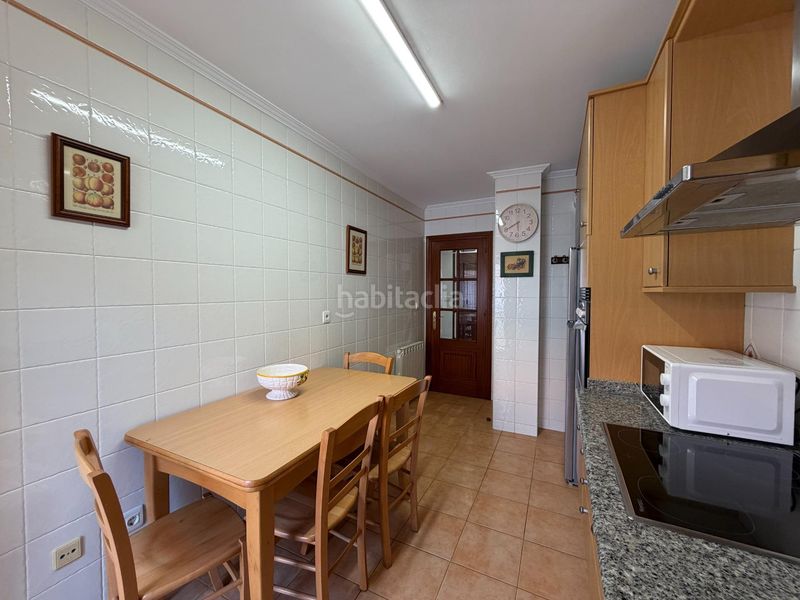 Foto 9085dafc-b047-451e-a04a-7cdb2c4eaad3. Duplex dans lugar saltiño urb. porta da ría 14 dans Boiro