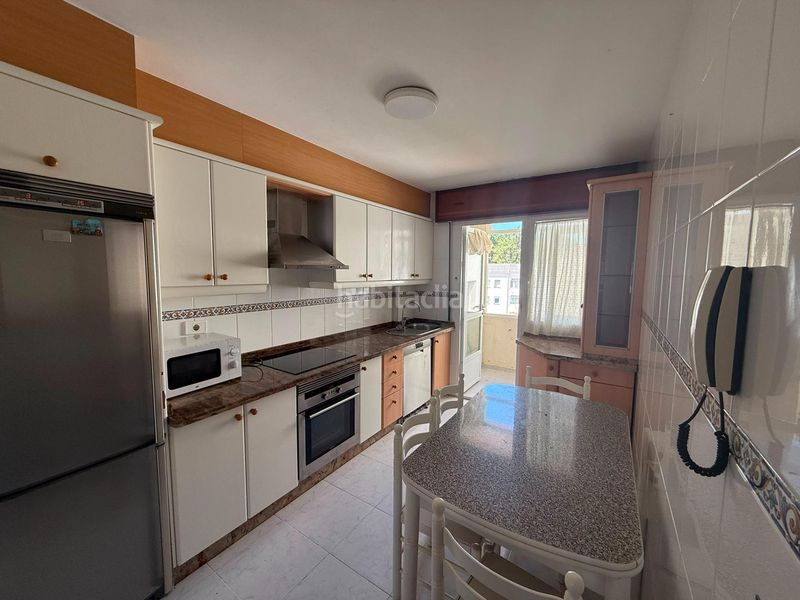 Foto 899e8440-f825-4a90-94e0-67ce3db93767. Piso  en venta centro en Boiro